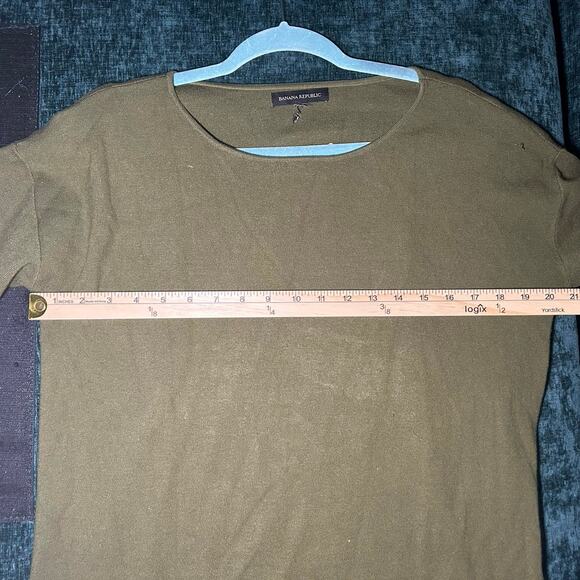 Banana Republic Long Sleeves Medium Pullover Sweater Army Green Scoop Neck - Picture 6 of 7